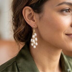 Elegant Gold and Cream Pearl Earrings